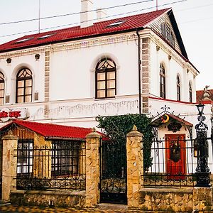 Antique House Hotel Dubno Exterior photo