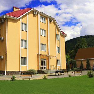 Hotel Zakarpatskiy Oazis Karpaty Exterior photo