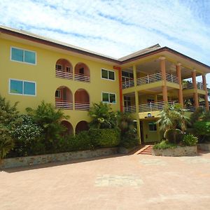 Kingstel Hotel Sekondi-Takoradi Exterior photo