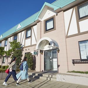 Hotel Folkloro Takahata Exterior photo