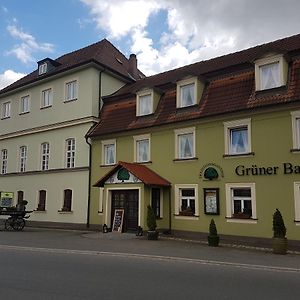 Hotel Traditionsgasthof Gruener Baum Bad Staffelstein Exterior photo