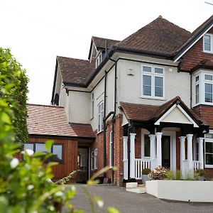 Lyndhurst House Bed and Breakfast Exterior photo