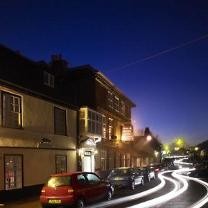 The Boleyn Hotel Staines-upon-Thames Exterior photo