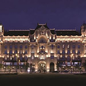 Four Seasons Hotel Gresham Palace Budapest Exterior photo