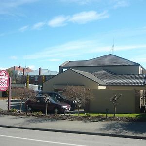 Asure Avenue Motor Lodge Timaru Exterior photo