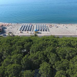 Villaggio Camping Lungomare Cropani Exterior photo