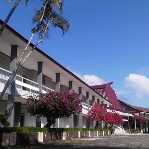 Hotel Patra Comfort Parapat Exterior photo