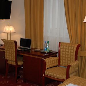 Hotel Holiday Park Varsavia Room photo