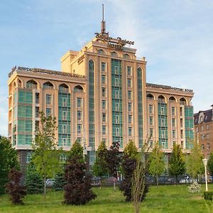 Hotel Bilyar Palace Kazan' Exterior photo