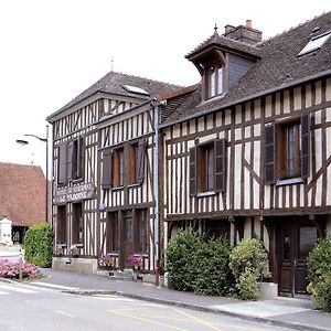 Hotel Logis Le Tadorne Piney Exterior photo