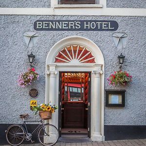 Dingle Benners Hotel Exterior photo