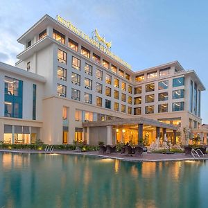 Muong Thanh Holiday Quang Binh Hotel Dong Hoi Exterior photo