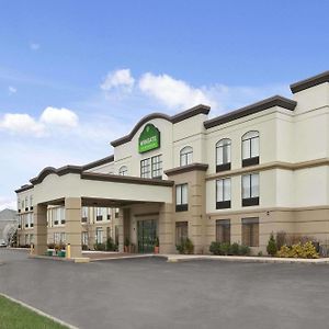 Hotel Wingate By Wyndham Latrobe Exterior photo