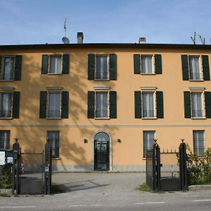 Residence Alle Scuole Country House Granarolo dellʼEmilia Exterior photo