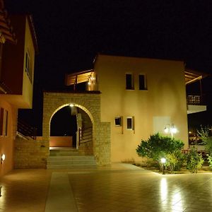 Maria'S Filoxenia Suites Drepano  Exterior photo