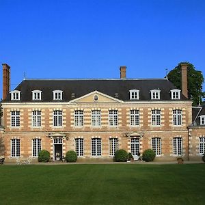 Château de la Giraudière Bed and Breakfast Villeny Exterior photo