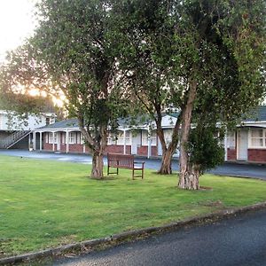 Colonial Motel Papakura Exterior photo