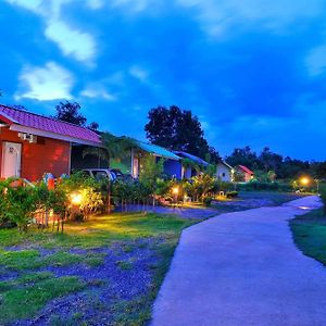 Nonplern Garden Home Khaoyai Noen Hom Exterior photo