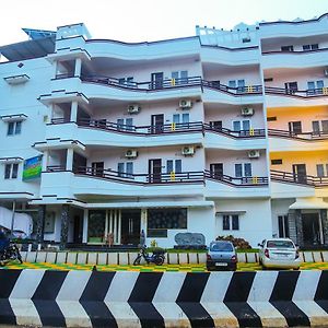 P A Resort Yelagiri Exterior photo