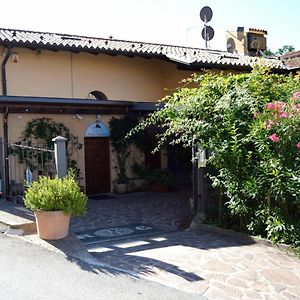 B&B al Pesce Vela Tavernerio Exterior photo