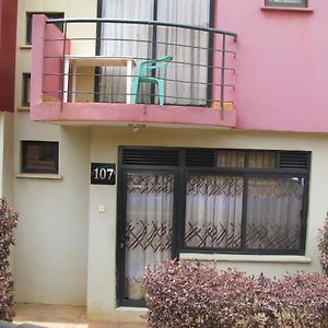 Appartamento Kensington Luxury Heights H107 Kampala Exterior photo