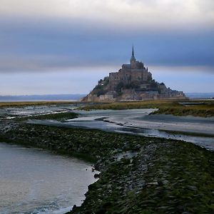 Hotel De La Digue Mont St. Michel Exterior photo