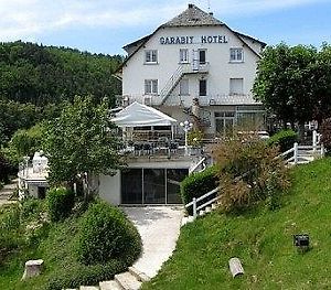 Garabit Hotel Anglards de Saint Flour Exterior photo