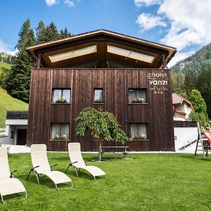 Chalet Vanzi Aparthotel San Martino in Badia Exterior photo