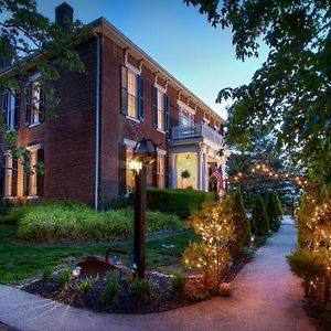 Maple Hill Manor Bed & Breakfast Bed and Breakfast Springfield Exterior photo