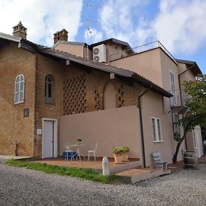 Hotel 700Enolocanda Santa Giuletta Exterior photo