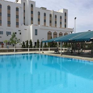 Hotel Al Madinah Holiday Mascate Exterior photo