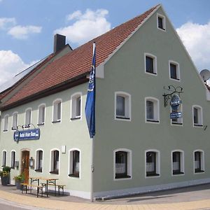 Hotel Gasthof Gruener Baum Oberlangfurth Exterior photo