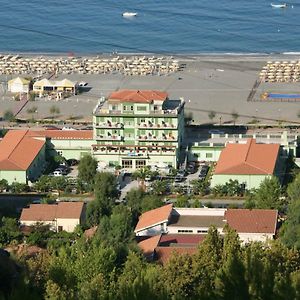 Hotel Germania Praia a Mare Exterior photo