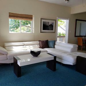 Villa Indigo Sunny 1BR Apartment in Private Gated Estate Charlotte Amalie Exterior photo