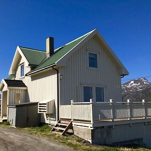 Midnight Sun View Lofoten Villa Leknes Exterior photo