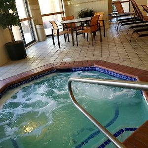 Hotel Courtyard By Marriott Layton Exterior photo