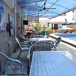 De'Elites Pool Bar & Inn Atali Exterior photo