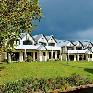 Salty Dog Inn Snells Beach Exterior photo