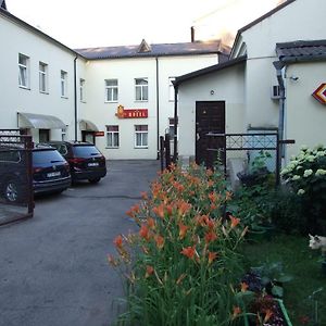 Hotel Leo Daugavpils Exterior photo