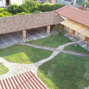 Hotel Sa Domu E Crakeras Oristano Exterior photo