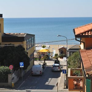 Appartamento Casa Guidi Castiglione della Pescaia Exterior photo