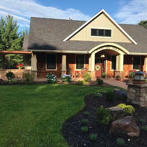 Inn At The River Wausau Exterior photo