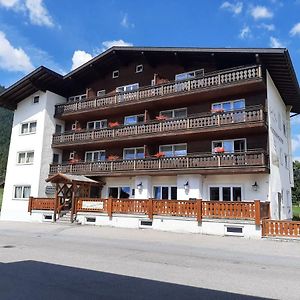 Hotel Heiterwanger Hof Exterior photo