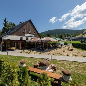 Hotel Penzion Neubauer Ostružná Exterior photo