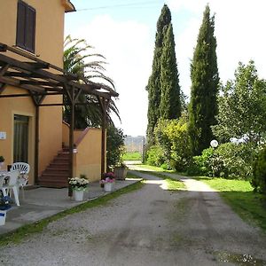 Hotel Agriturismo Benvenuti Castellaccia Exterior photo