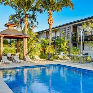 Hotel Nightcap At Golden Beach Tavern Caloundra Exterior photo