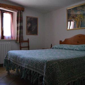 Dulcamara Bed and Breakfast Pescasseroli Exterior photo