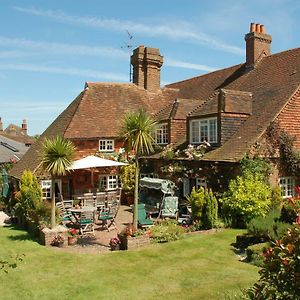 Clayton Wickham Farmhouse Bed and Breakfast Hurstpierpoint Exterior photo