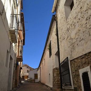 Hotel Hostal Restaurante San Millan Orihuela del Tremedal Exterior photo