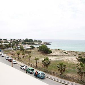 Hotel Baia Dei Delfini Marina Di Pulsano Exterior photo